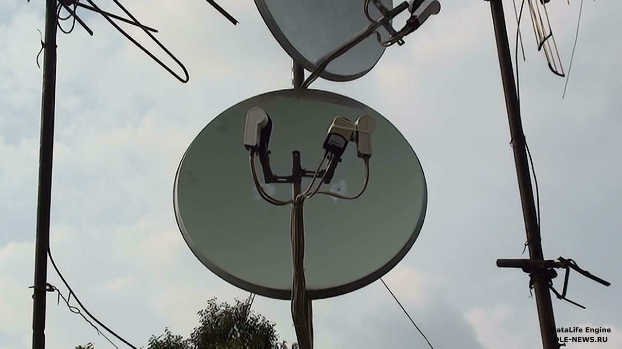 Новости спутникового телевидения на сегодня. Eutelsat 16a ключи. Спутниковый ресивер для кардшаринга. Horizons 2 и Intelsat-15 фото..