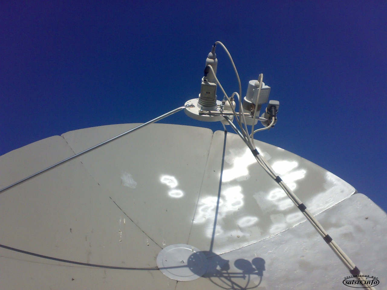 Новости спутникового телевидения на сегодня. Спутник Евтелсат 36. Intelsat 15 85.2. Eutelsat 36b в телескопе. Армянские спутниковые каналы Eutelsat hot Bird 13a/b/c.