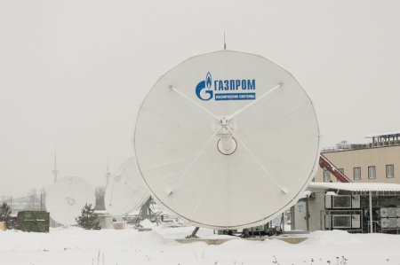 "Газпром космические системы" строит спутниковый завод