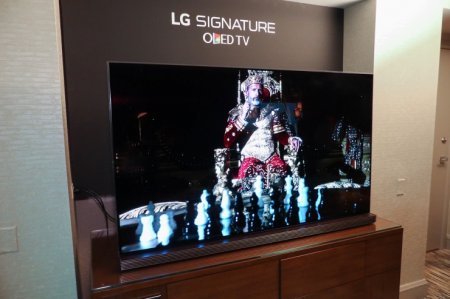 CES 2017: Флагманские OLED-телевизоры LG Signature тоньше 3 мм