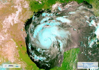 Российский космический аппарат сфотографировал передвижения урагана 