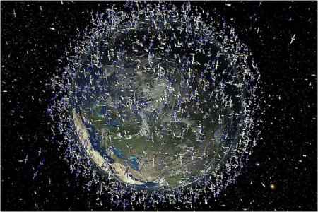 Средства наблюдения отслеживают на околоземной орбите 25556 фрагментов космического мусора