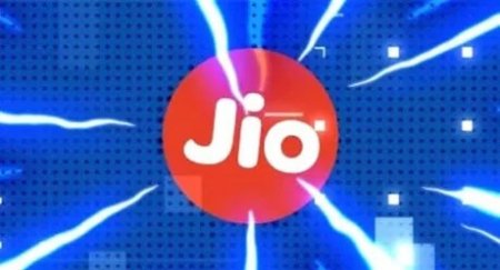 Индийский оператор Jio Platforms за месяц привлек $9 млрд от инвесторов