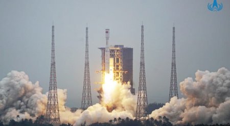 Китай осуществил первый запуск новейшей ракеты-носителя CZ-8 с пятью спутниками на борту
