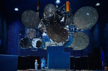 Ракета Ariane 5 вывела на орбиту перепрограммируемый спутник связи