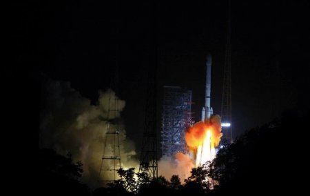 Китай успешно запустил спутник Zhongxing-9B