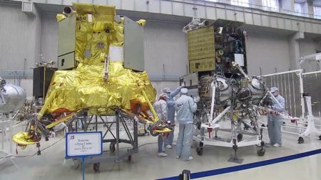 Совет РАН по космосу одобрил предложения по научным исследованиям на борту "Луны-25"
