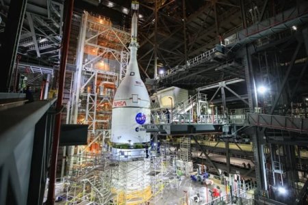 NASA отправит сверхтяжёлую ракету Space Launch System в первый полёт в начале 2022 года
