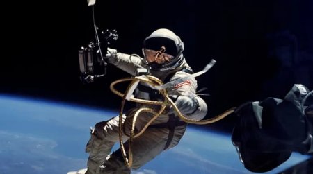 NASA приостановило выходы астронавтов в открытый космос на МКС — в последний раз в скафандре возникла утечка воды