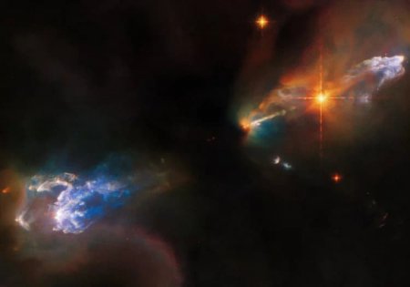 Космический телескоп «Хаббл» запечатлел пару объектов Хербига-Аро в созвездии Ориона