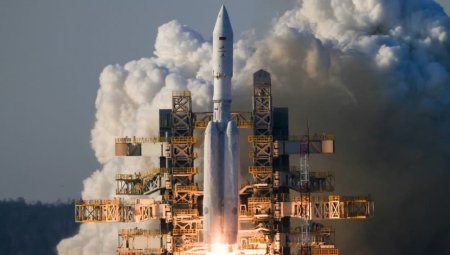 Роскосмос провел первые испытания двигателя для тяжелой ракеты "Ангара-А5М"